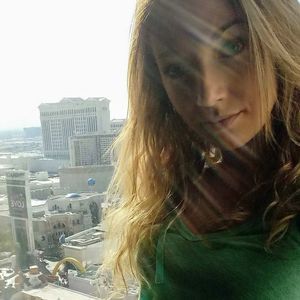 Meet your Posher, Devan